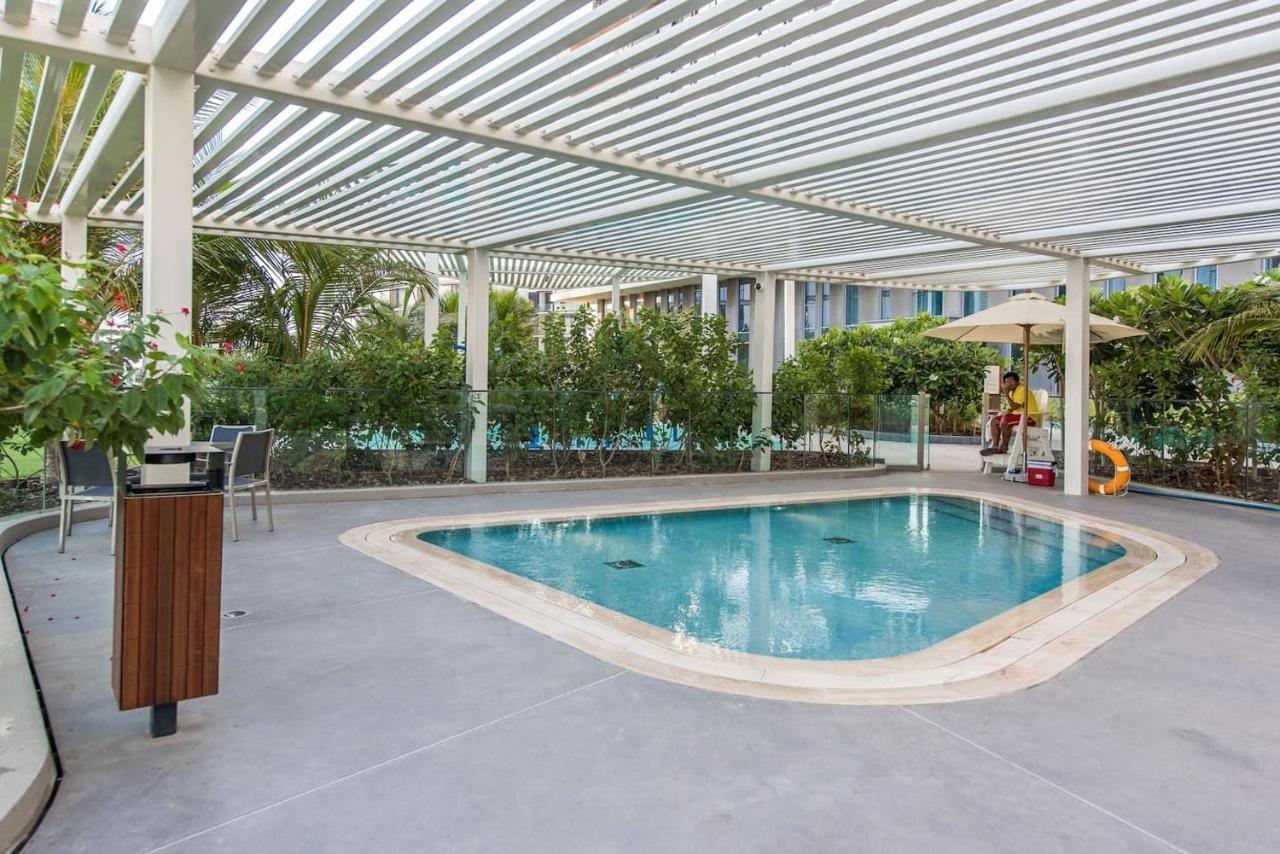 Апартаменти Spectacular 3 Bedroom With Maids Facing The Eye *