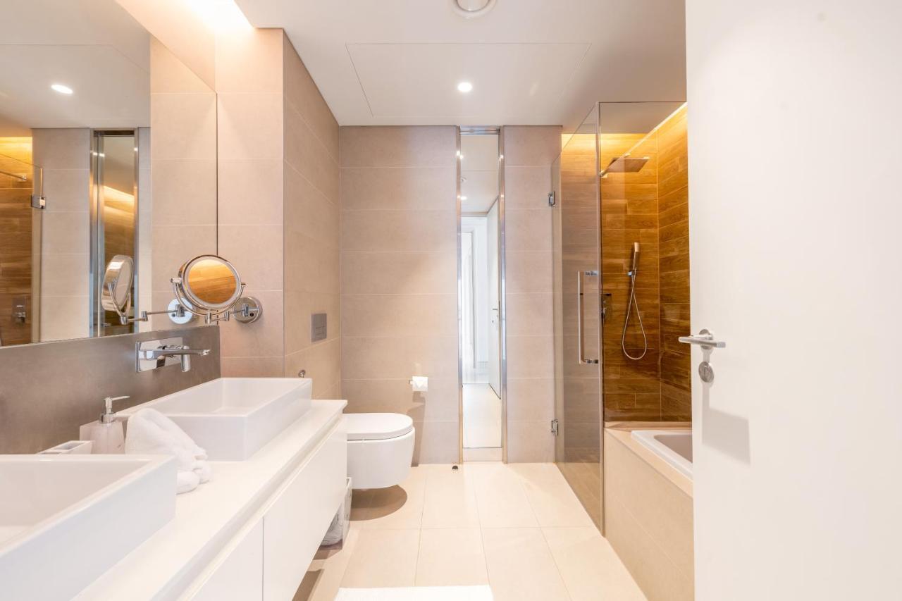 Апартаменти Spectacular 3 Bedroom With Maids Facing The Eye Дубай
